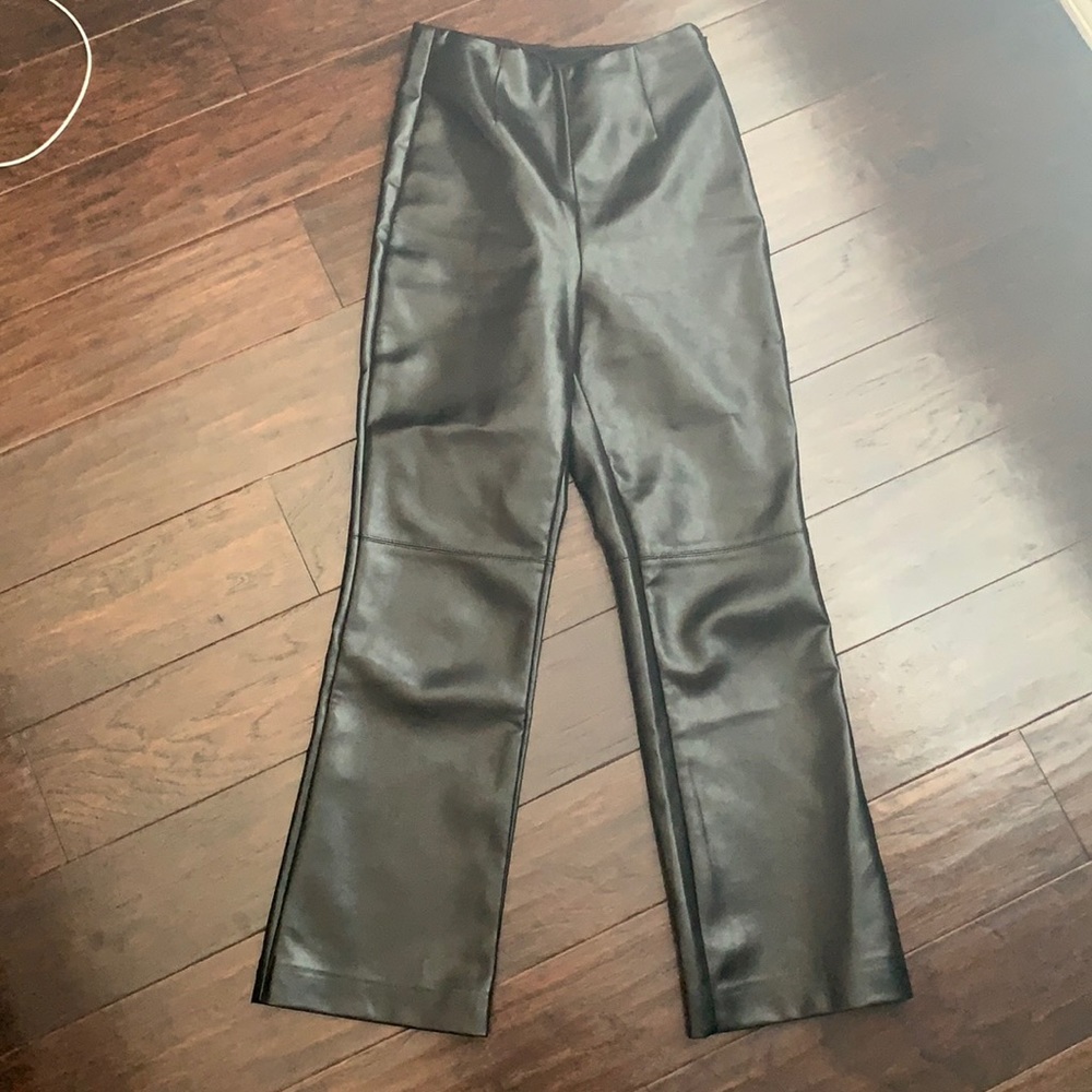 Aritzia Wilfred vegan leather pant